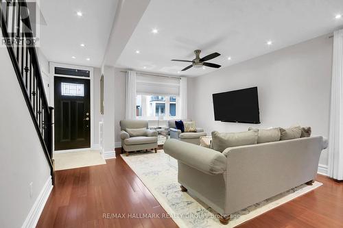 24 Morris Street, Ottawa, ON - Indoor Photo Showing Other Room