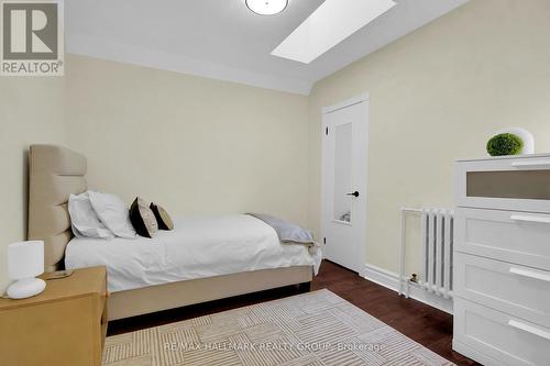 24 Morris Street, Ottawa, ON - Indoor Photo Showing Bedroom