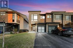 35 PLANK STREET  Ottawa, ON K2V 0M8