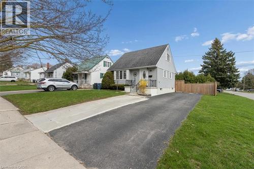 18 GOWDY Avenue  Guelph, ON N1H 2K7