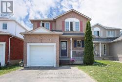 1822 DALHOUSIE CRESCENT Oshawa, ON L1G 8C5