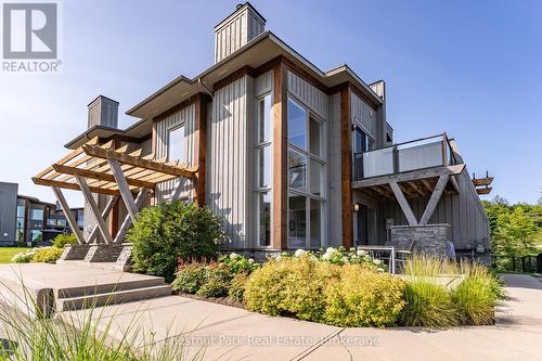 20 CARRICK TRAIL  Gravenhurst (Muskoka (S)), ON P1P 1A0