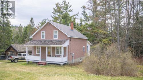 963 WILNO SOUTH ROAD S  Madawaska Valley, ON K0J 2N0