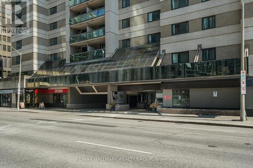 604 - 199 KENT STREET  Ottawa, ON K2P 2K8