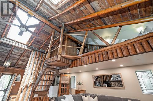 6099 Cedar Grove, Burlington, ON - Indoor Photo Showing Other Room