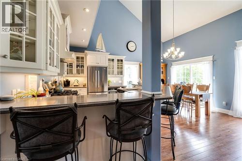 1026 Beach Boulevard, Hamilton, ON - Indoor