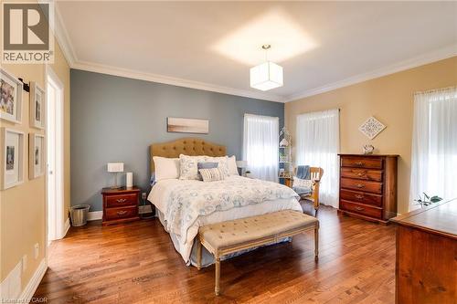 1026 Beach Boulevard, Hamilton, ON - Indoor Photo Showing Bedroom