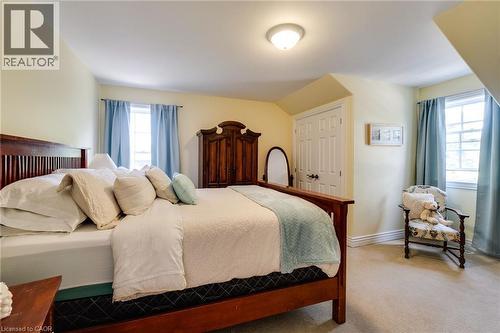 1026 Beach Boulevard, Hamilton, ON - Indoor Photo Showing Bedroom