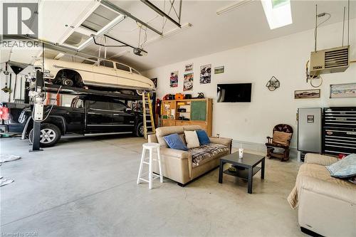 1026 Beach Boulevard, Hamilton, ON - Indoor Photo Showing Garage