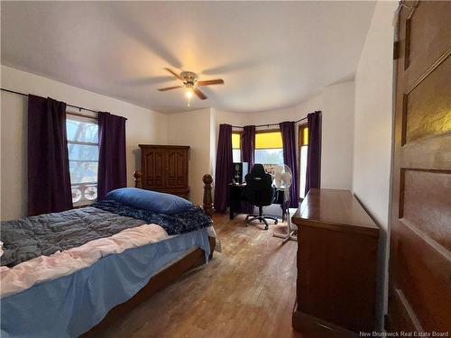 13 Lake Ave, Mcadam, NB 
