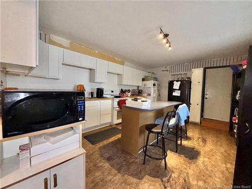 13 Lake Ave, Mcadam, NB 