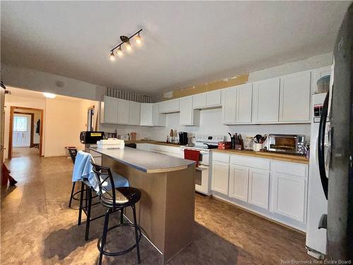 13 Lake Ave, Mcadam, NB 