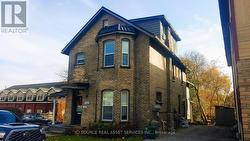 1 - 458 TIMOTHY STREET Newmarket, ON L3Y 1P8