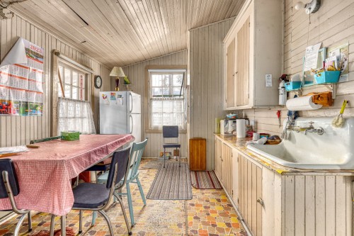 Cuisine - 379 Rue Du Pavillon, Saint-Gabriel, QC - Indoor