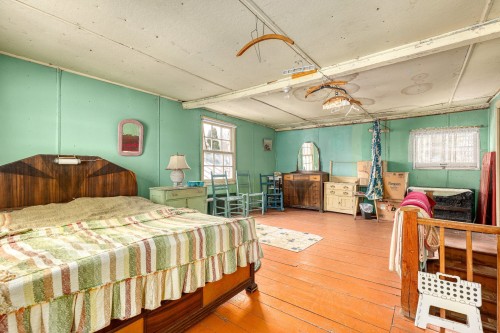Salle familiale - 379 Rue Du Pavillon, Saint-Gabriel, QC - Indoor Photo Showing Bedroom