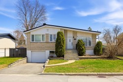 5655 Rue de Parme  Laval (Auteuil), QC H1K 1W2