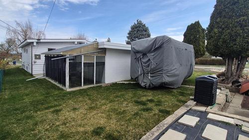 523 8Th Street, Cranbrook, BC - Outdoor
