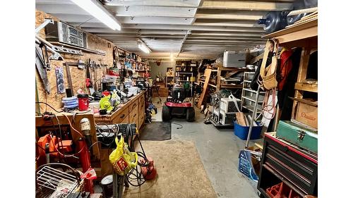 212 Maple Street, Fauquier, BC - Indoor With Storage