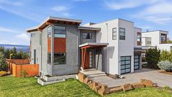 1107 Prairie Rose Drive Kamloops, BC V2E 0B4