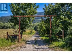 4080 50 Street NE Salmon Arm, BC V1E 1Y5