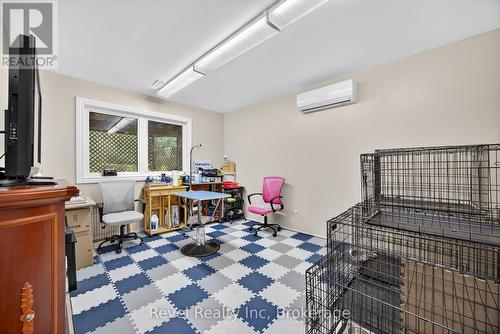 7190 93 Highway, Tiny, ON - Indoor