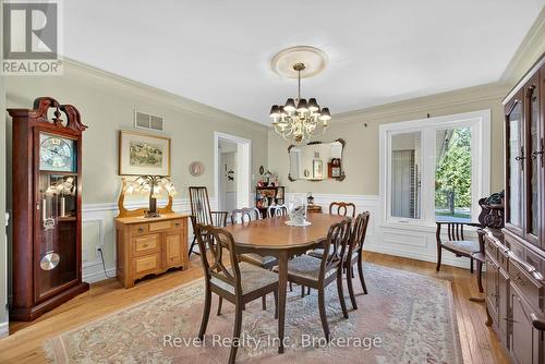 7190 93 Highway, Tiny, ON - Indoor Photo Showing Dining Room