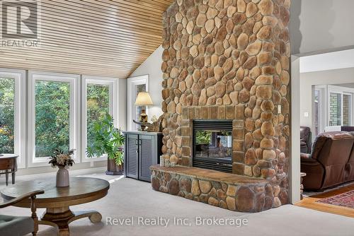 7190 93 Highway, Tiny, ON - Indoor Photo Showing Living Room With Fireplace
