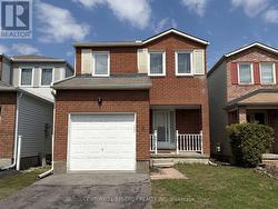 9 RAJ TERRACE  Ottawa, ON K1G 4T4