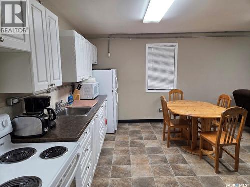 204 Railway Avenue S, Middle Lake, SK 