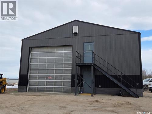 204 Railway Avenue S, Middle Lake, SK 