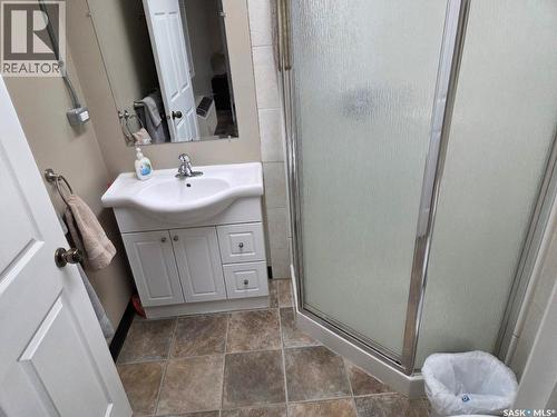 204 Railway Avenue S, Middle Lake, SK 