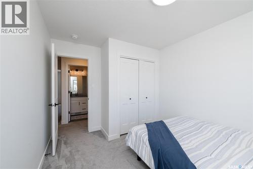 5617 Tutor Way, Regina, SK - Indoor Photo Showing Bedroom