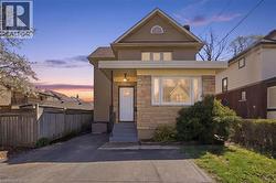 5056 FOURTH Avenue Niagara Falls, ON L2E 4P6