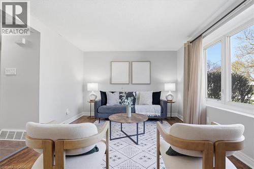 111 Selkirk Drive, Kitchener, ON - Indoor Photo Showing Living Room