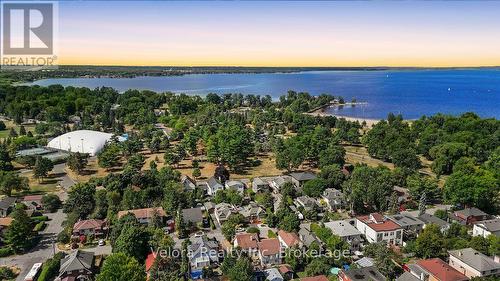 301 Zephyr Avenue, Ottawa, ON 