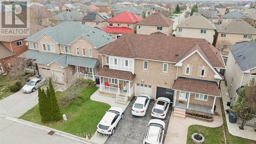 5449 Rochelle Way, Mississauga, ON - Outdoor