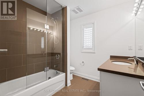 1067 Shaw Drive, Mississauga, ON - Indoor Photo Showing Bathroom