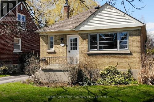 162 UNIVERSITY AVENUE E  Cobourg, ON K9A 1E1