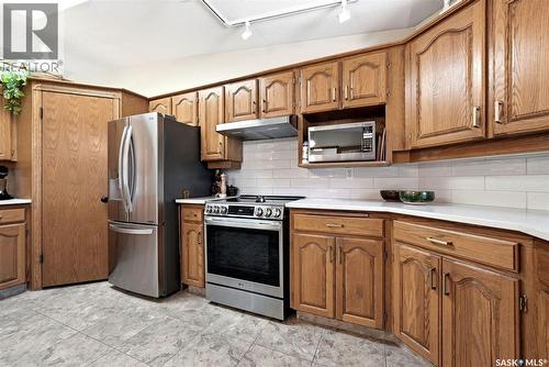3524 Canterbury Place E, Regina, SK - Indoor Photo Showing Kitchen