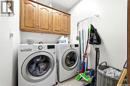 3524 Canterbury Place E, Regina, SK - Indoor Photo Showing Laundry Room