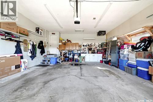 3524 Canterbury Place E, Regina, SK - Indoor Photo Showing Garage