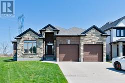 14 REA COURT  Southwold (Talbotville), ON N6L 1M1