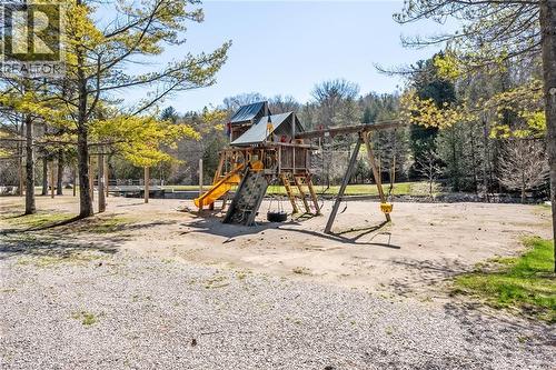 6099 Cedar Grove, Burlington, ON - Outdoor