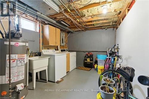 30 Rainbow Court, Welland, ON - Indoor