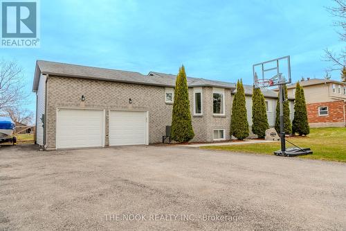 6 SPARROW COURT  Kawartha Lakes (Mariposa), ON K0M 2C0