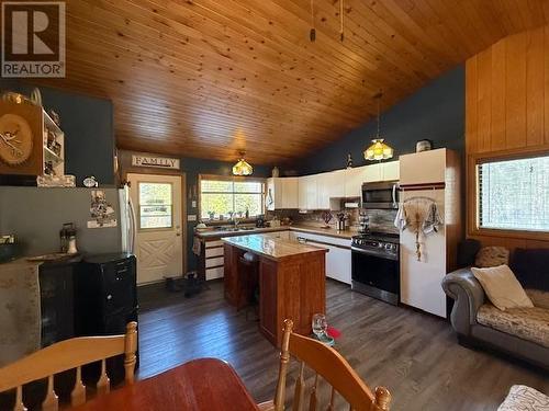 798 Fourth Concession Rd, Hilton Beach, ON - Indoor