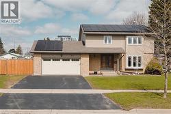 143 ST JEROME Crescent  Kitchener, ON N2C 2K9