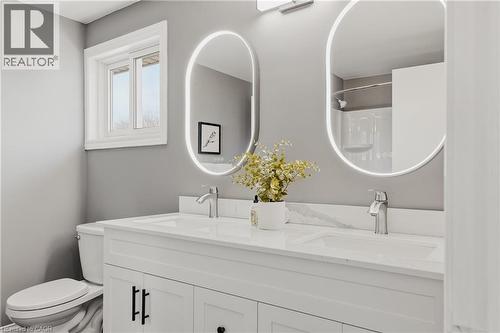 143 St Jerome Crescent, Kitchener, ON - Indoor Photo Showing Bathroom