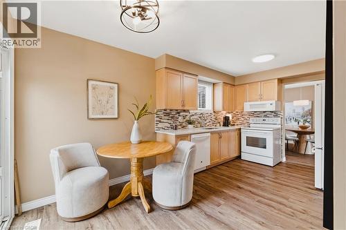 143 St Jerome Crescent, Kitchener, ON - Indoor