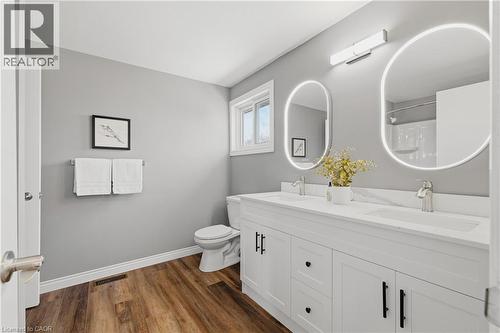 143 St Jerome Crescent, Kitchener, ON - Indoor Photo Showing Bathroom